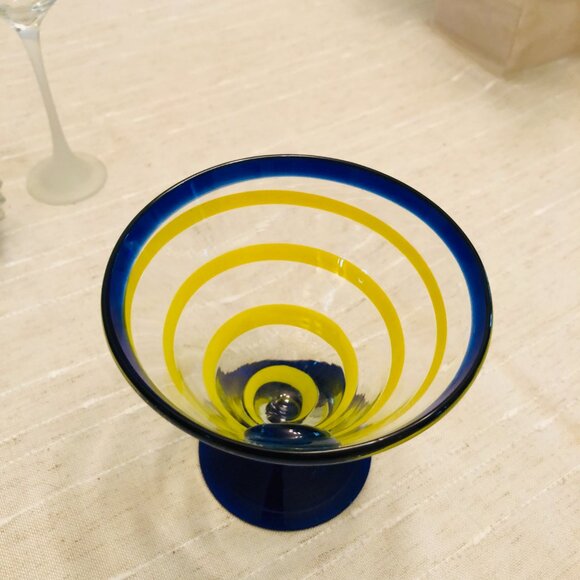 COLORED GLASS STEMMED VASE - Picture 2 of 5